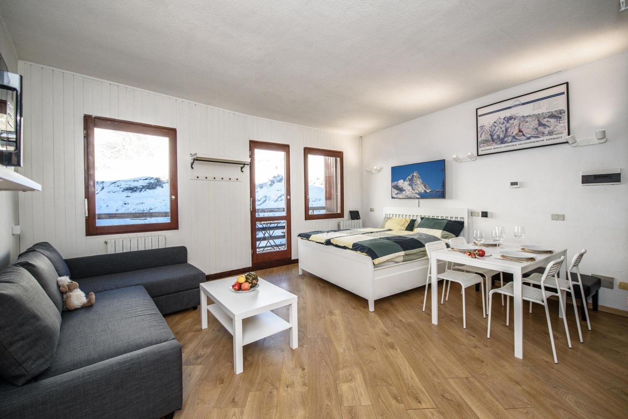 Erikzang - Cervinia Ski In Ski Out Apartments بيريوِل تْشيرفينيا المظهر الخارجي الصورة
